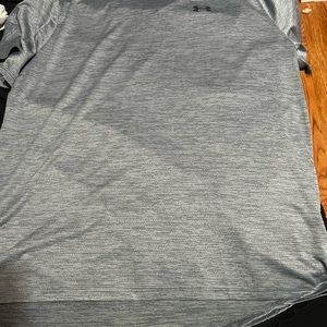 Grey under armor tshirt